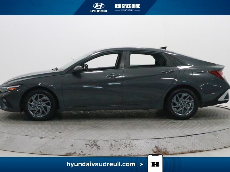 2024 Hyundai Elantra Grey Laval - photo #5