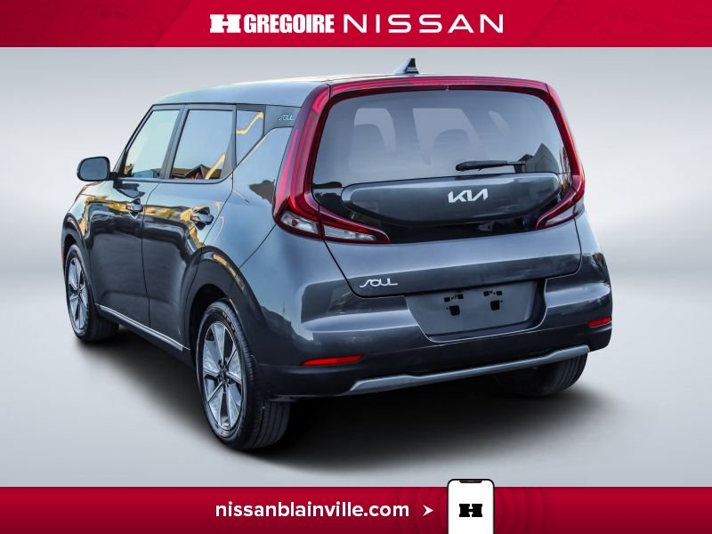 2022 Kia Soul Grey Blainville - photo #5