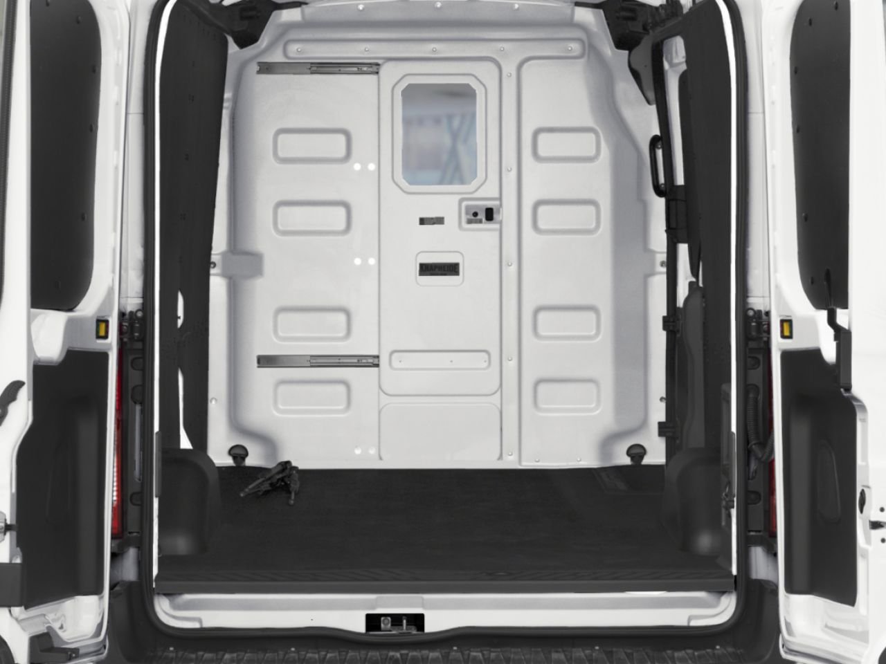 Ford E-Transit fourgonnette utilitaire T-350 PA TOIT MOYEN 148 PO PNBV DE 9 500 LB 2025 Noir agate métallisé Châteauguay - photo #9