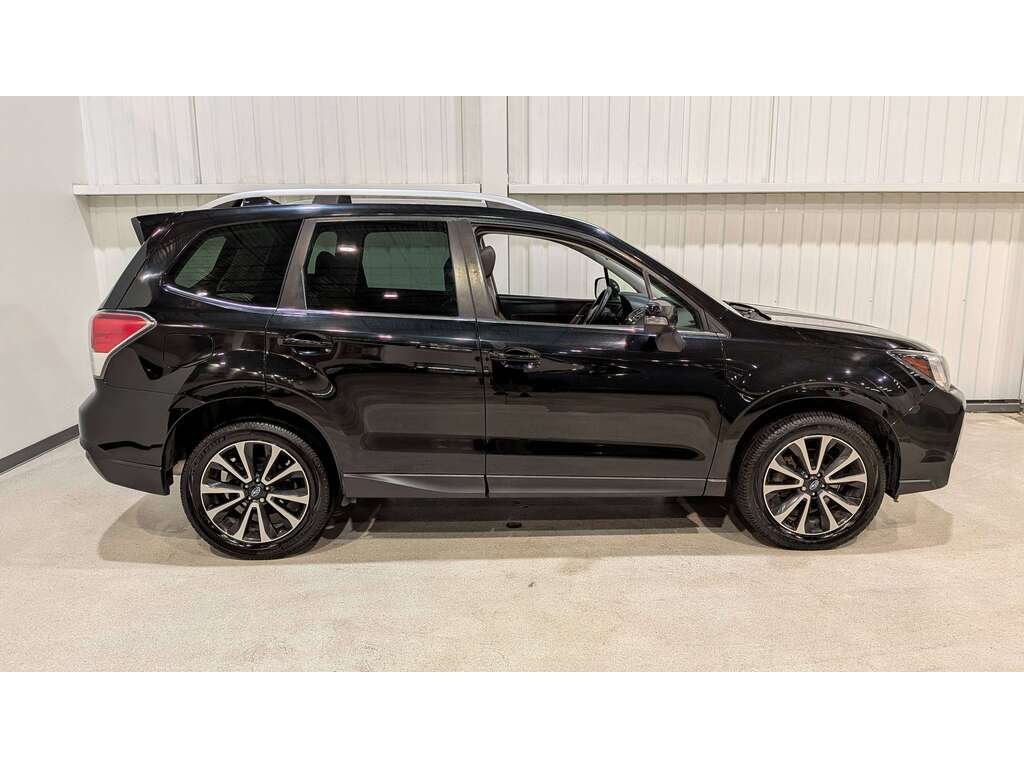Subaru Forester 2018 Noir Val-David - photo #7