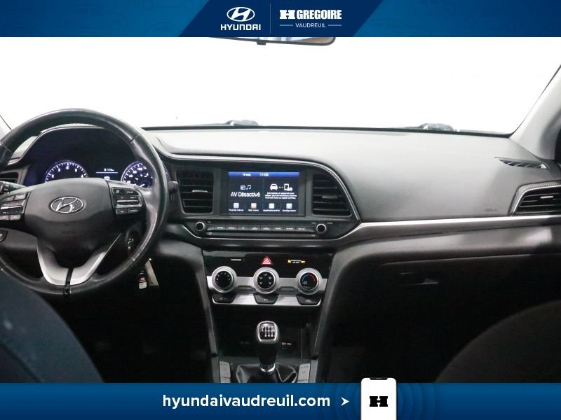 Hyundai Elantra 2019 Blanc Laval - photo #22