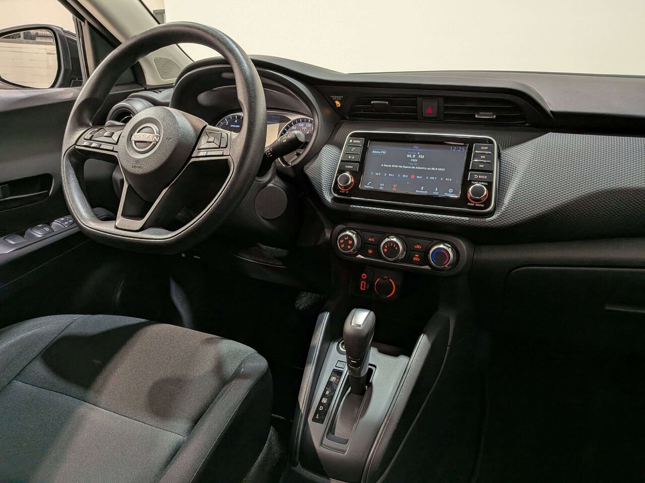 2024 Nissan Kicks S FWD Black Val-David - photo #17