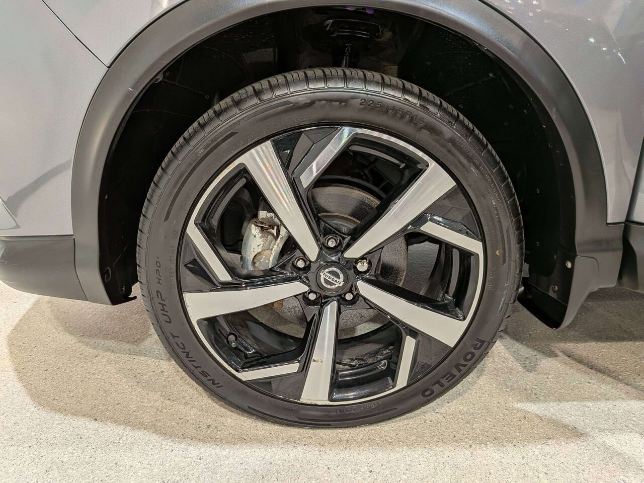 2023 Nissan Qashqai AWD SV CVT Grey Val-David - photo #32