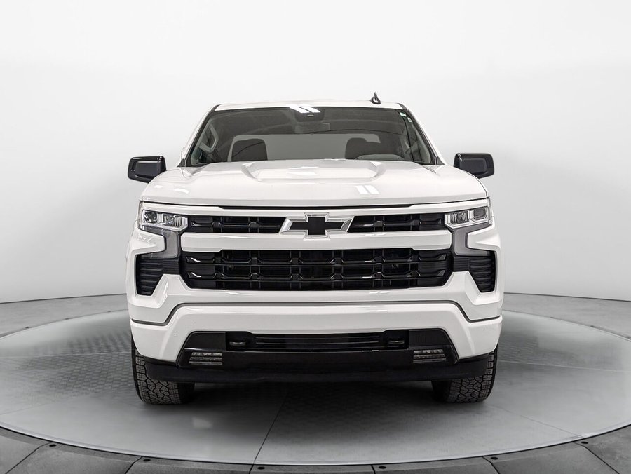 CHEVROLET Silverado 1500 RST 4WD Crew Cab Moteur V8 5.3L 2026 Blanc