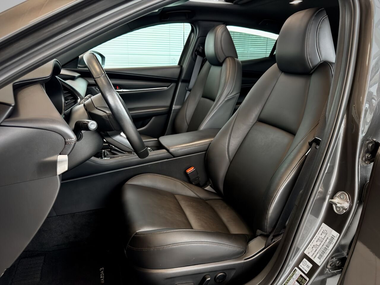 2024 Mazda Mazda3 Sport Grey Notre-Dame-des-Prairies - photo #16