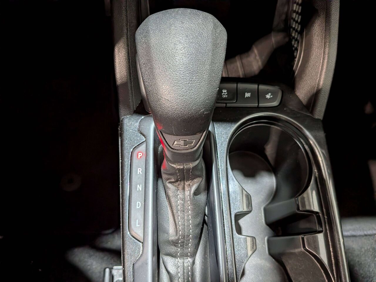 2022 Mitsubishi Outlander ES S-AWC Red Val-David - photo #31