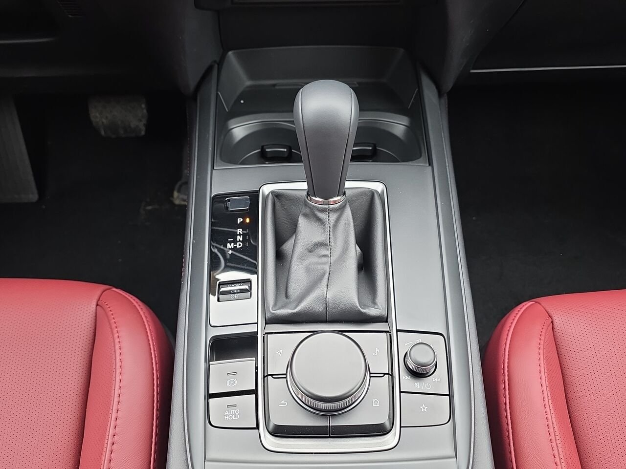 2026 Mazda CX-30 GT, awd, toit ouvrant, Écran 360 degré, Navigation, chargeur sans fil pour cellulaire Aero Grey Metallic Val-David - photo #10