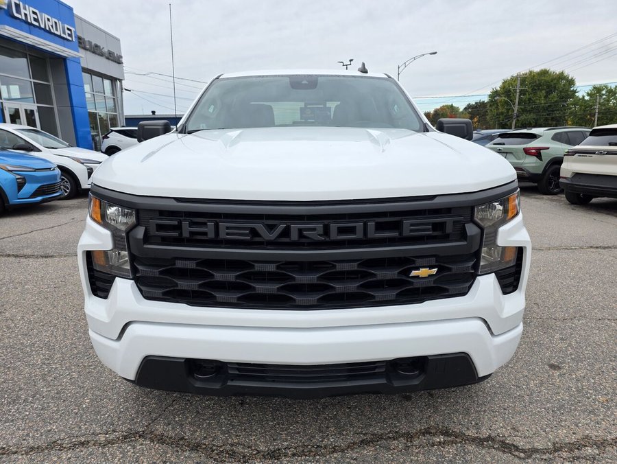 2022 Chevrolet Silverado 1500 Custom 4X4 White