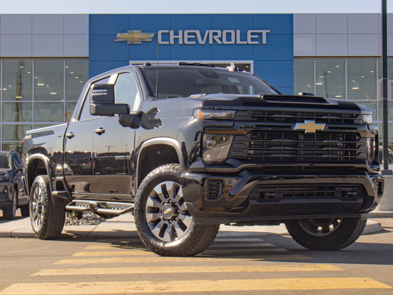 2025 Chevrolet Silverado 2500HD 4WD Crew Cab 159 Custom Black Sherwood Park - photo #14