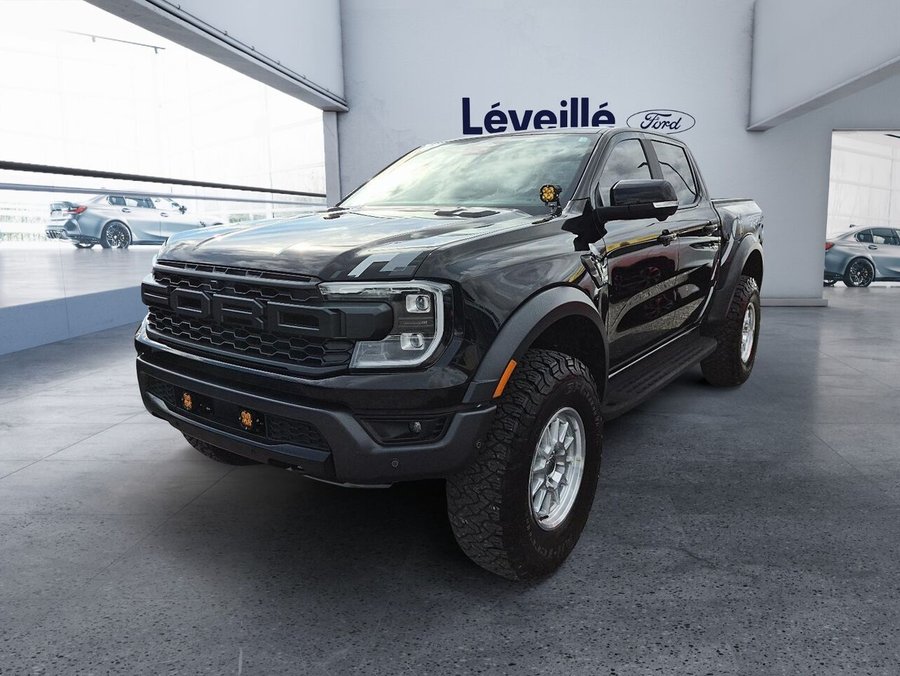 Ford Ranger Raptor ** UN PROPRIO ** BAS KILO ** CARFAX CLEAN ** TRES RARE ** 5 pi 2024 Noir