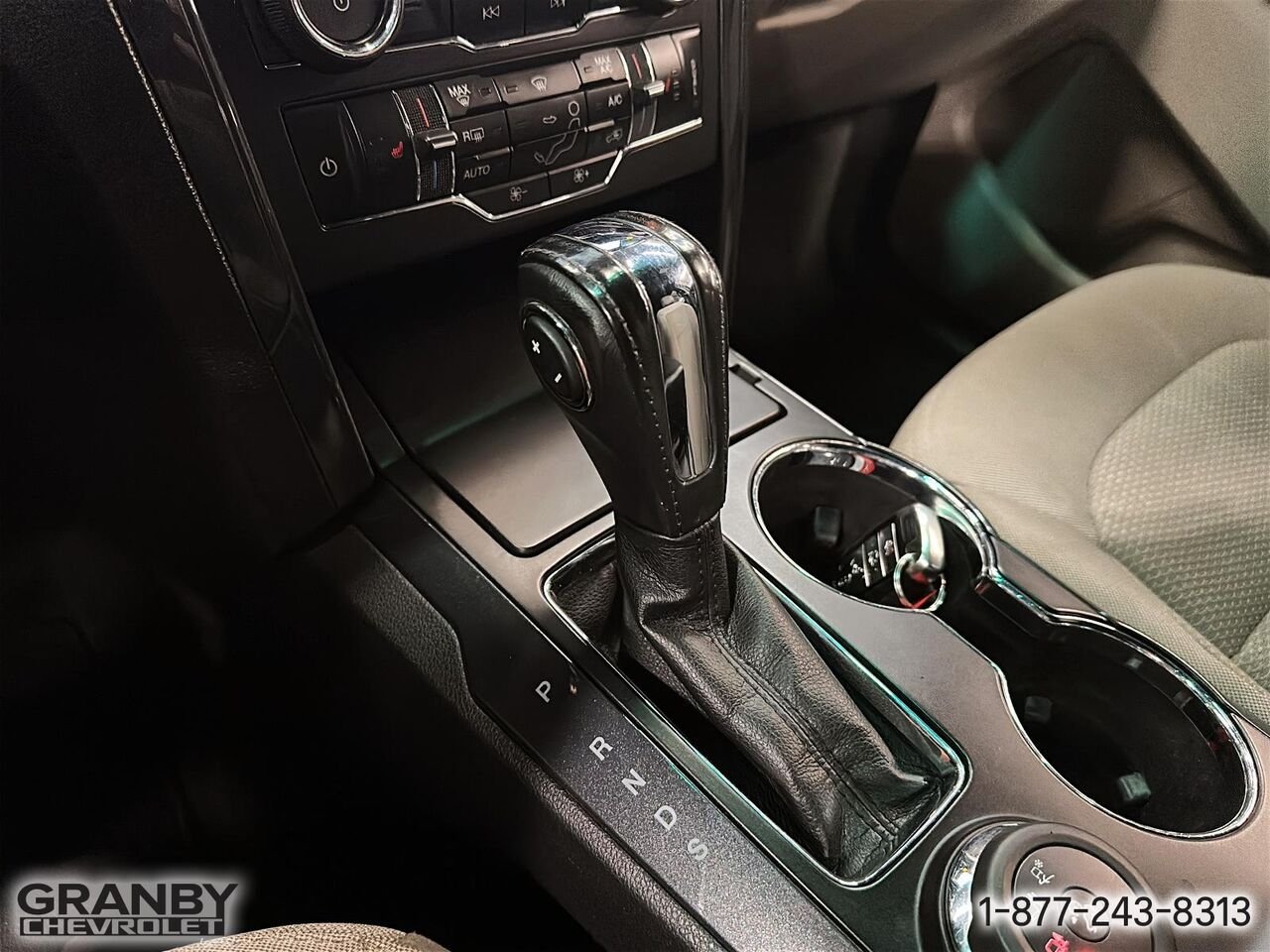 2018 Ford Explorer XLT, quatre roues motrices | G3898 Red Granby - photo #18