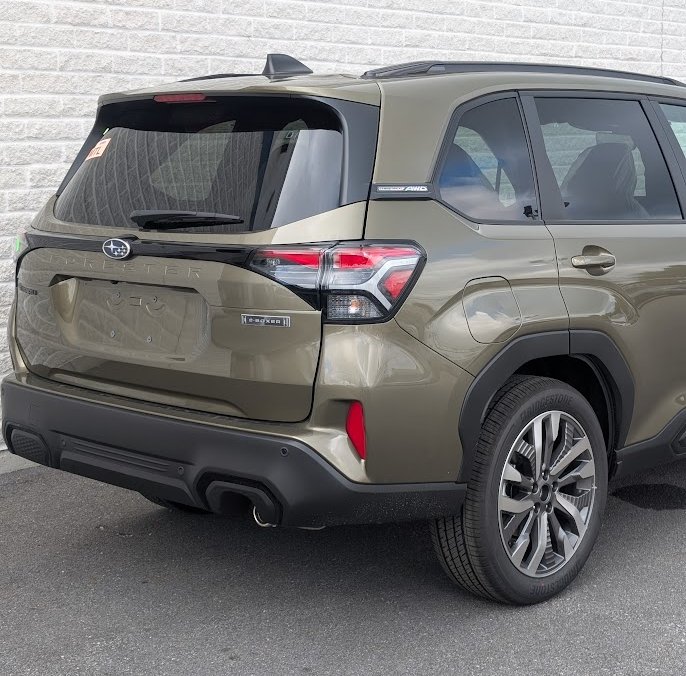 SUBARU Forester PREMIER HYBRIDE 2026 Vert automne métallisé