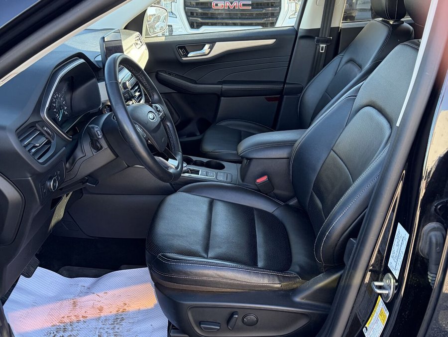 2022 Ford ESCAPE SEL SEL TI Black