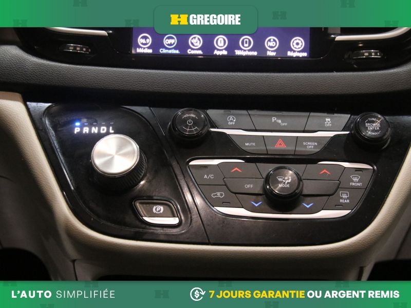 Chrysler Pacifica 2020 Gris Laval - photo #22