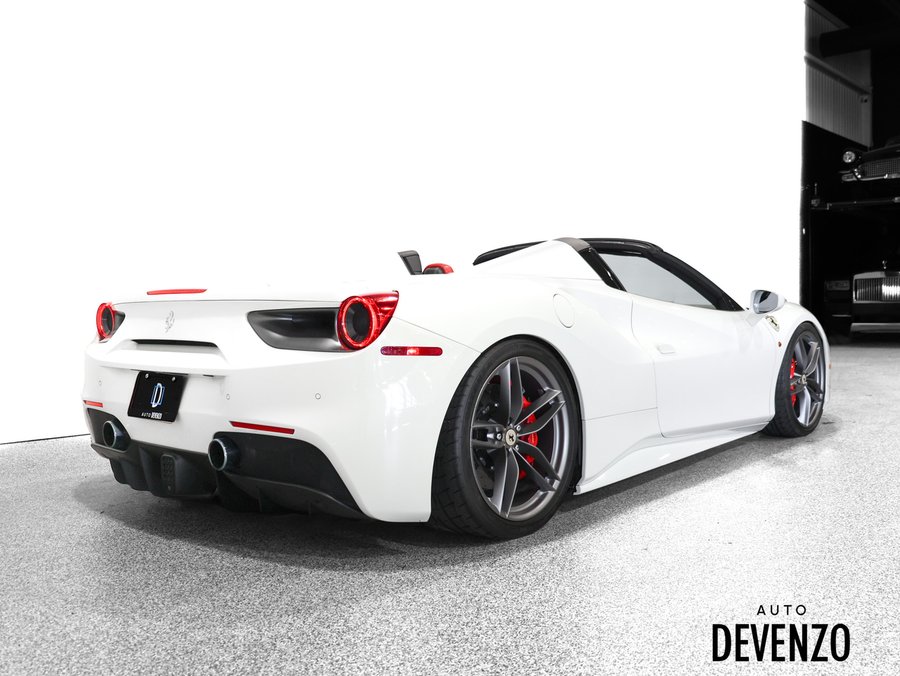 2018 Ferrari 488 2018 White