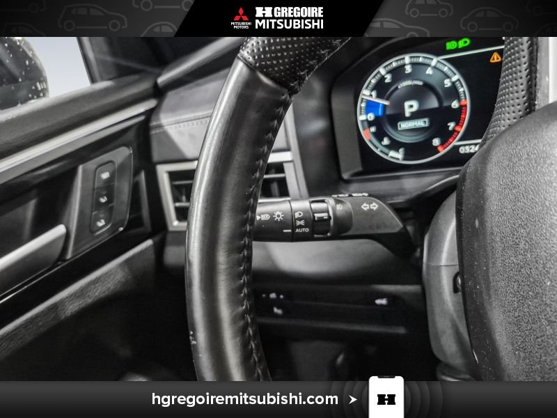 2024 Mitsubishi Outlander Grey Blainville - photo #19