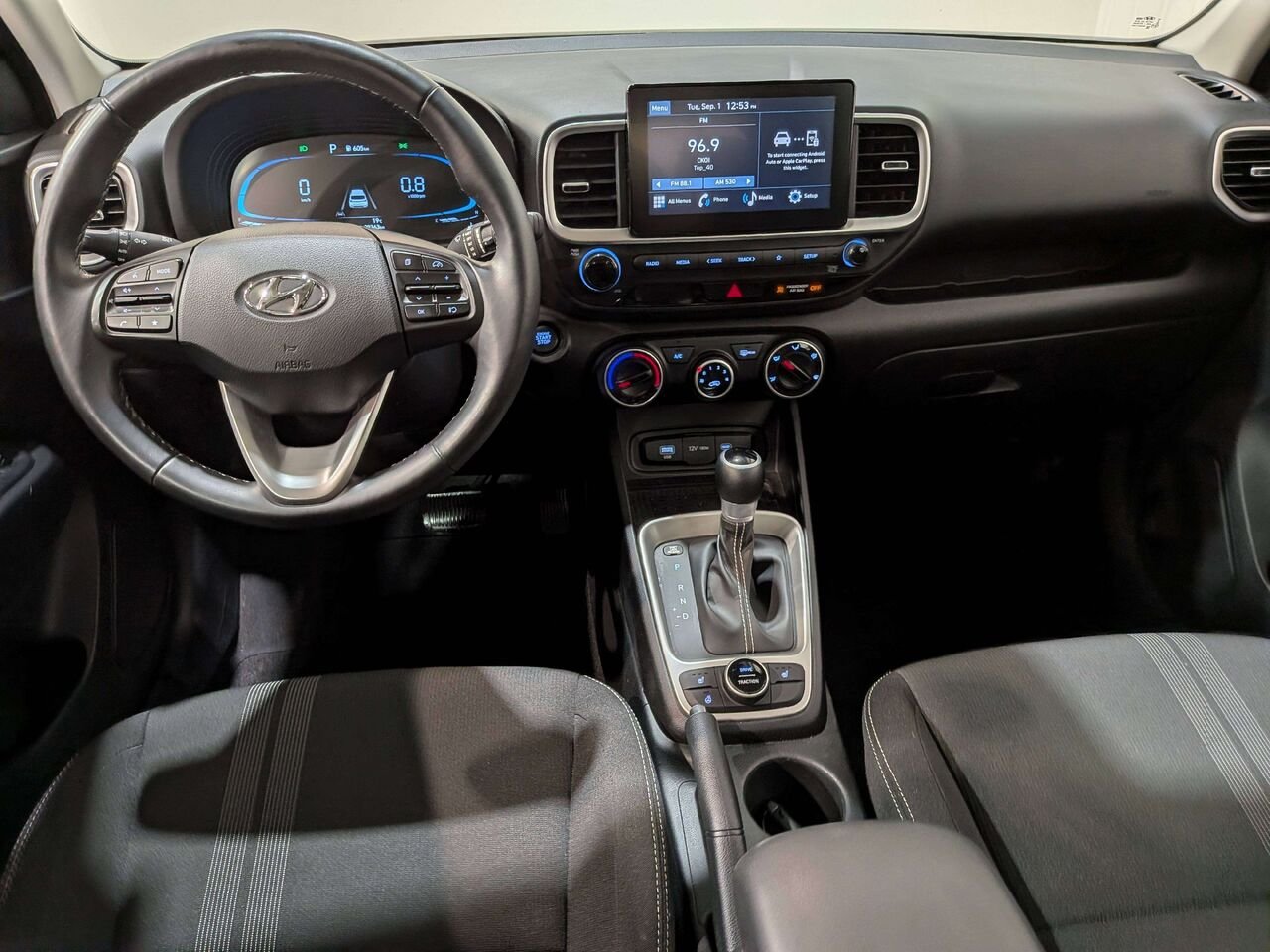 2026 Hyundai Venue Preferred IVT Black Val-David - photo #30