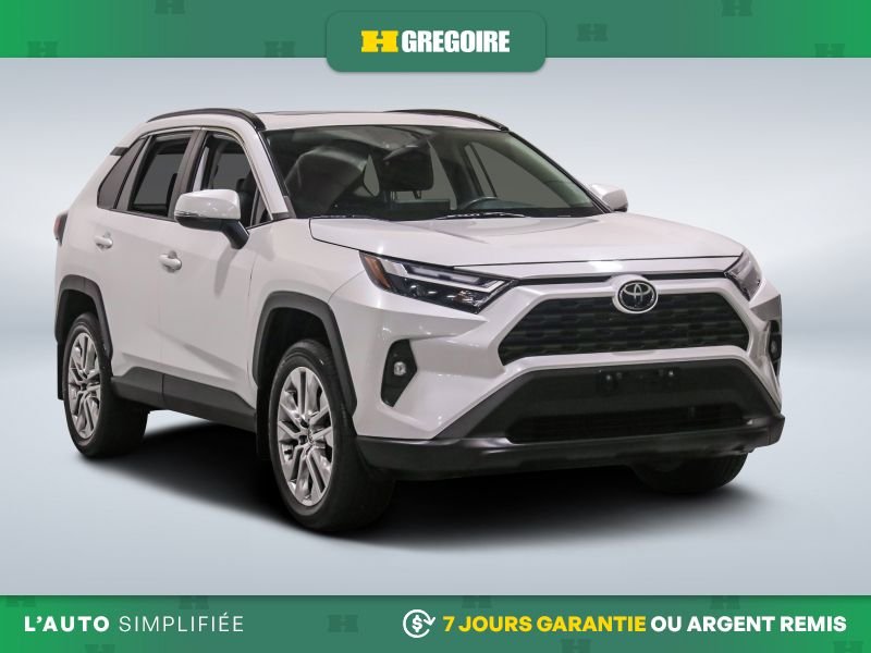 Toyota Rav 4 XLE AWD AUTO A/C CUIR TOIT NAV MAGS CAM RECUL BLEU 2023 Blanc