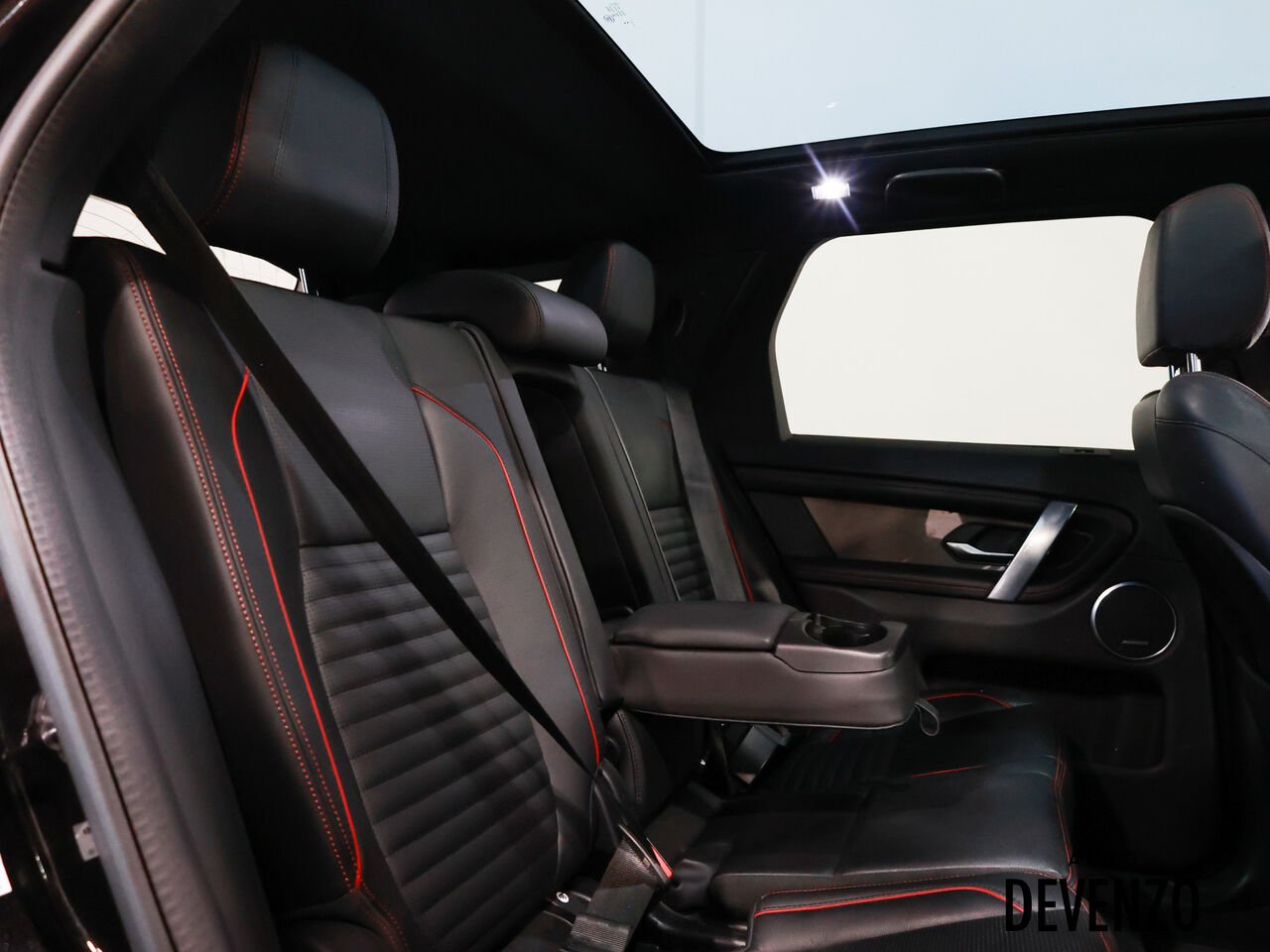 Land Rover Discovery Sport 2020 Noir Saint-Eustache - photo #8