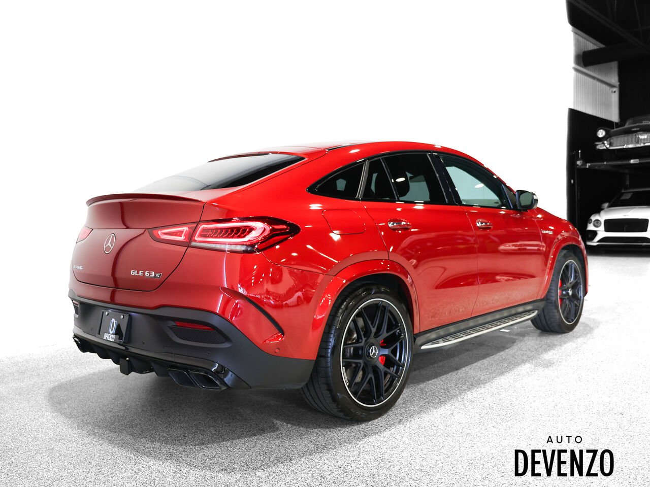 2023 Mercedes-Benz GLE Red Saint-Eustache - photo #2