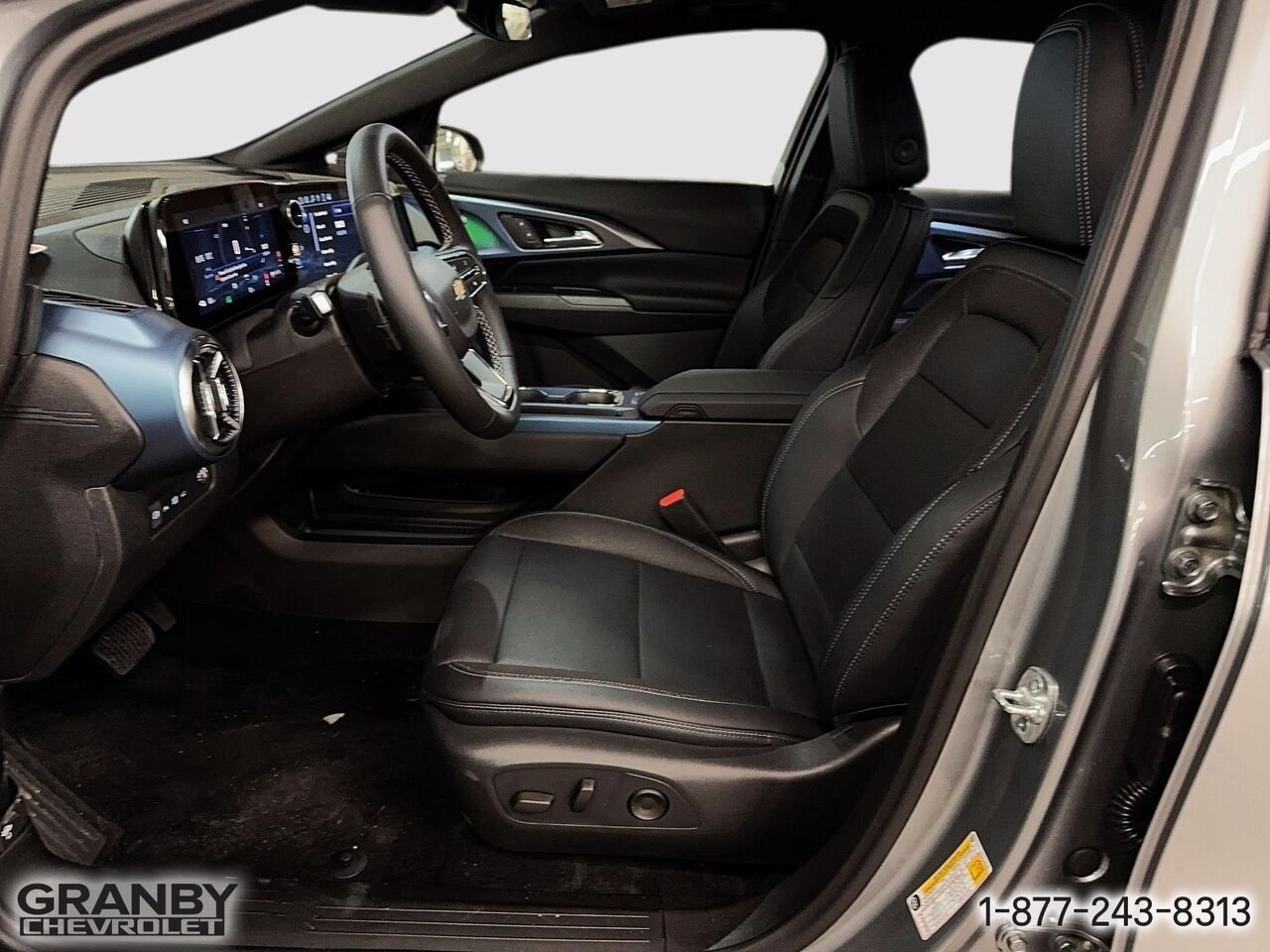 CHEVROLET CHEVROLET EQUINOX EV EQUINOX EV LT1 FWD W/PCY (2LT) | 2027 GRIS STERLING METALLISE Granby - photo #10