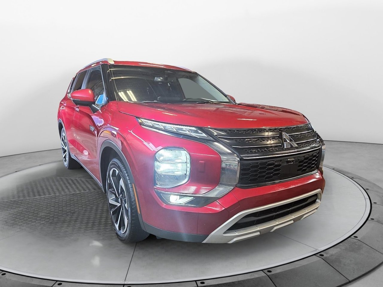 Mitsubishi Outlander PHEV 2024 Rouge Baie-Comeau - photo #1