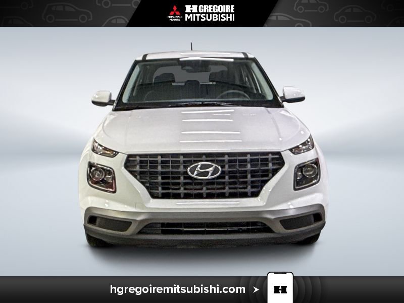 2025 Hyundai Venue Essential Bancs Chauffants Camera Carplay White