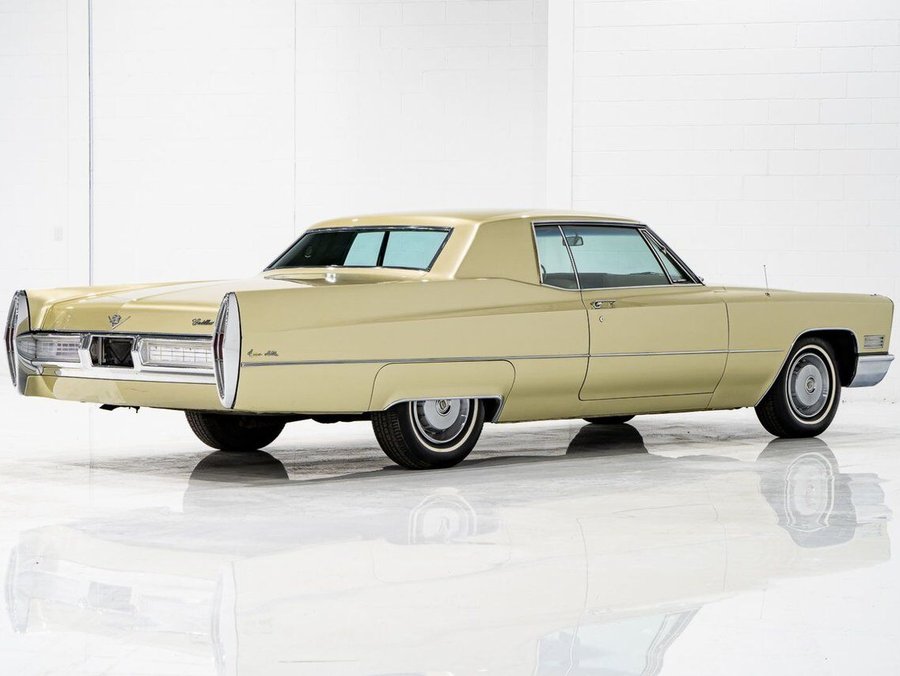 Cadillac DeVille Coupe 1967 1967 Or