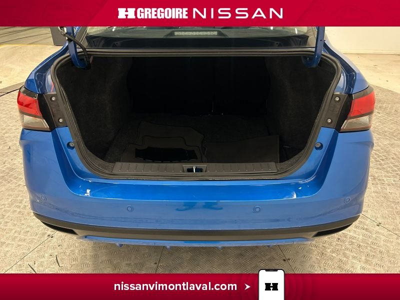 Nissan Versa 2024 Bleu Laval - photo #15