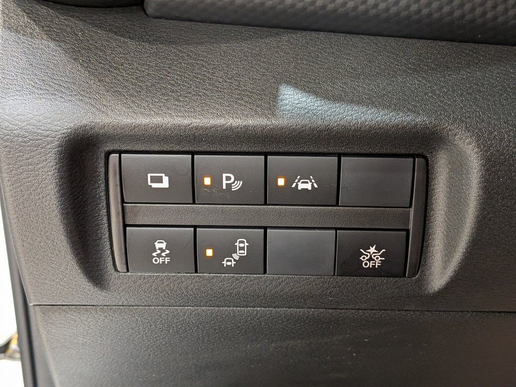 2024 Nissan Kicks S FWD White Val-David - photo #28