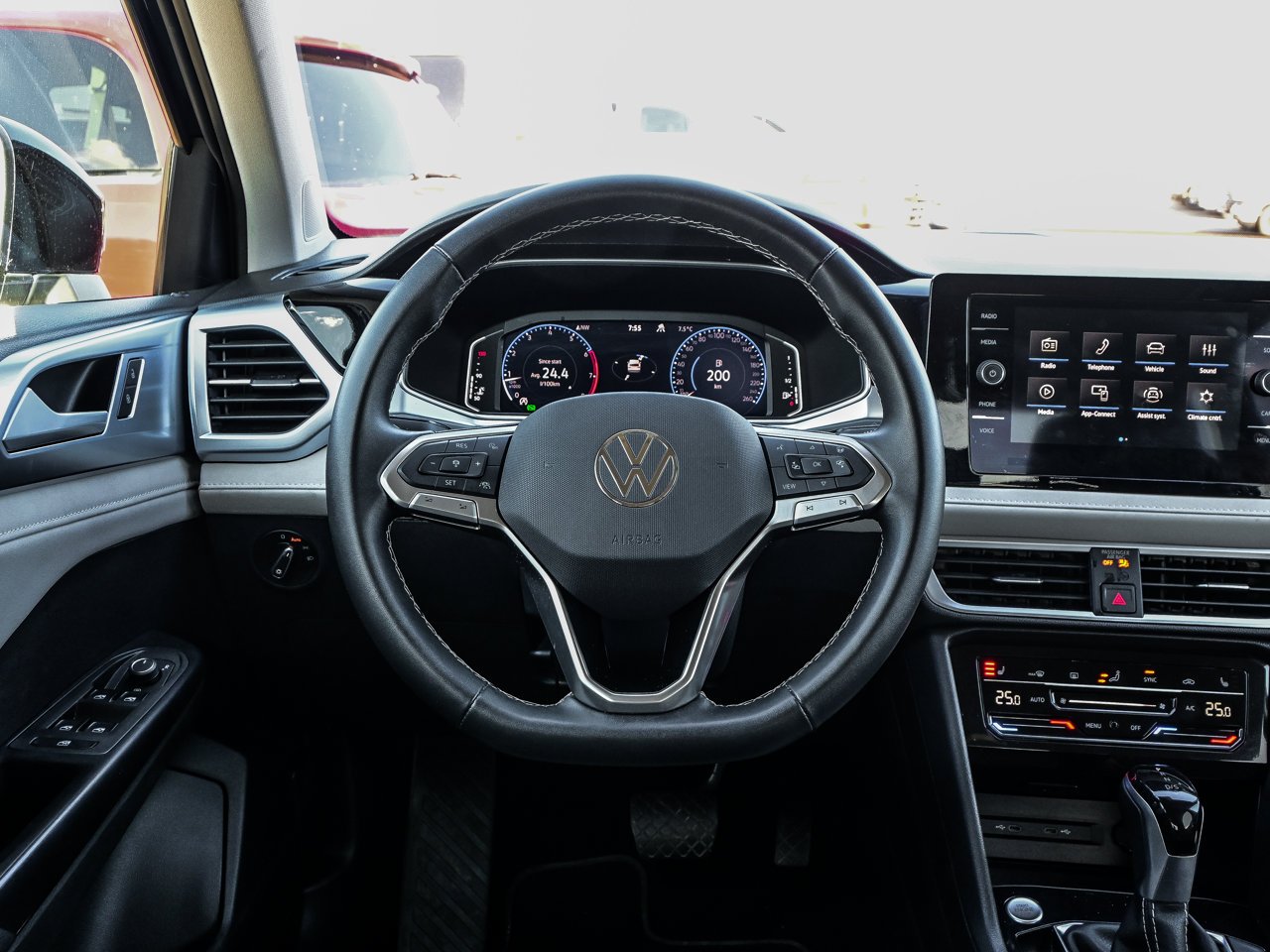 2025 Volkswagen Taos Comfortline 4MOTION Black Sherwood Park - photo #19
