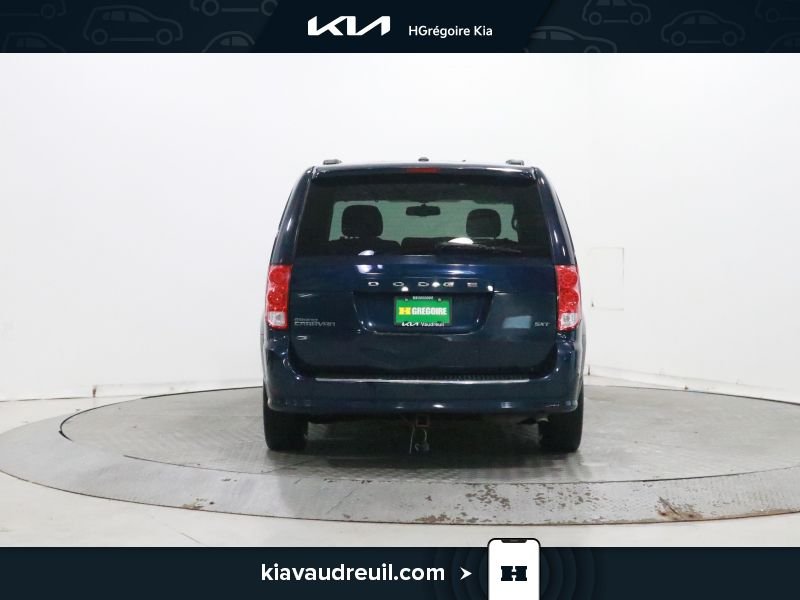 2017 Dodge GR Caravan Blue Laval - photo #6