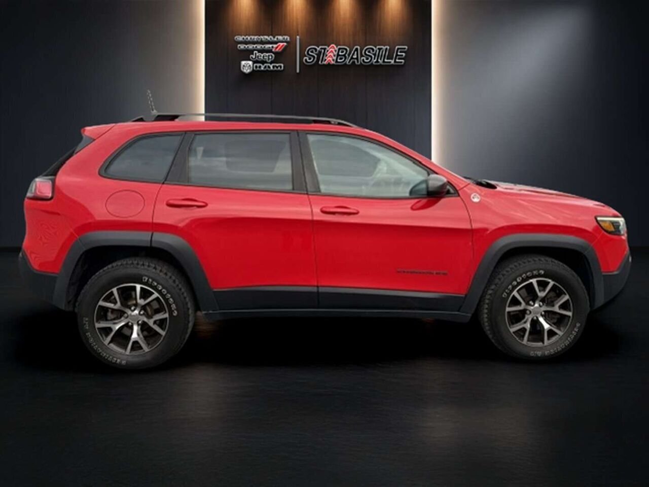 Jeep Cherokee 2019 Rouge Saint-Basile-le-Grand - photo #20