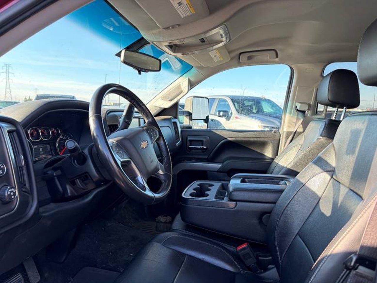 2016 Chevrolet Silverado 1500 4WD Crew Cab 143.5 LT w/2LT Red Sherwood Park - photo #5