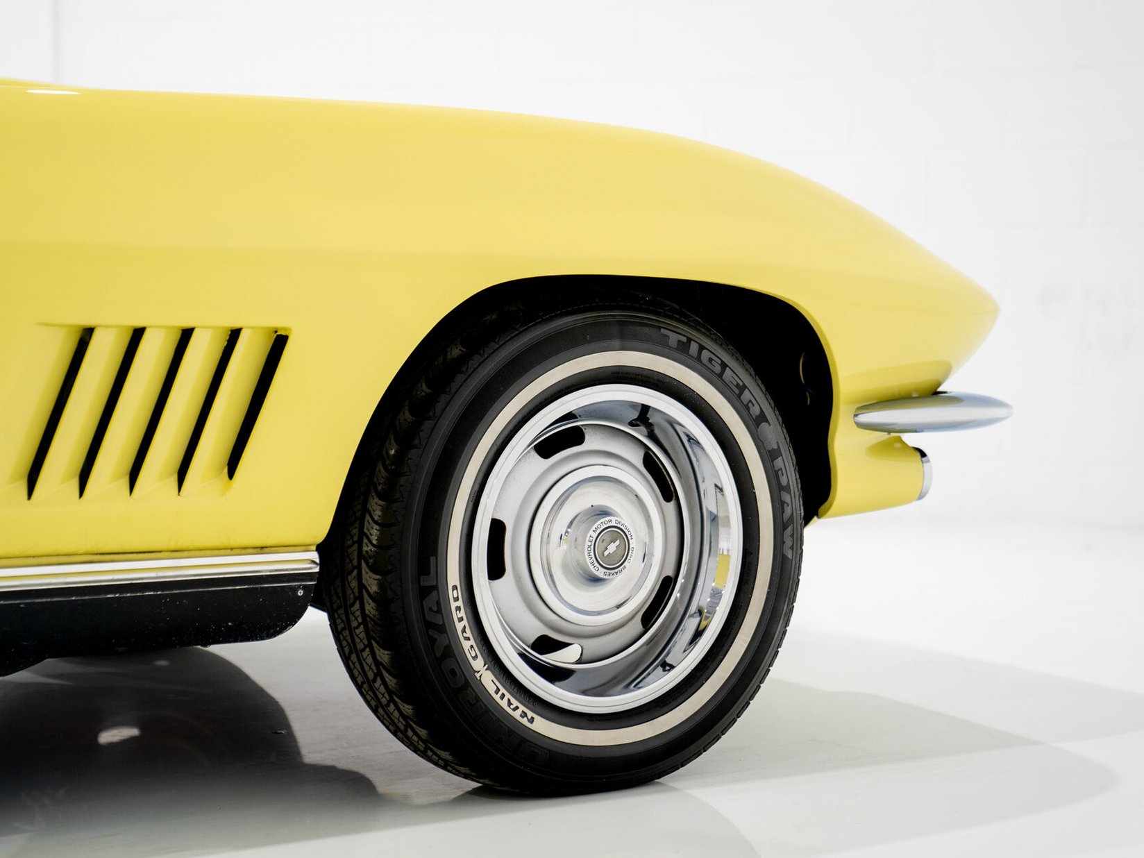 Chevrolet Corvette 1967 Jaune Montréal - photo #36