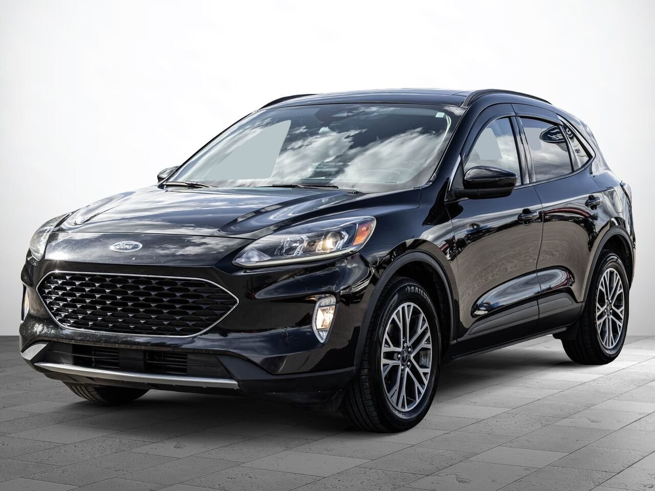 2020 Ford Escape Black Sainte-Julienne - photo #0