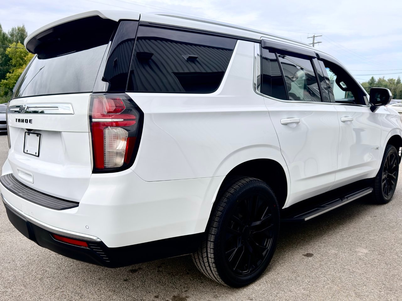 Chevrolet Tahoe 2021 Blanc Notre-Dame-des-Prairies - photo #10