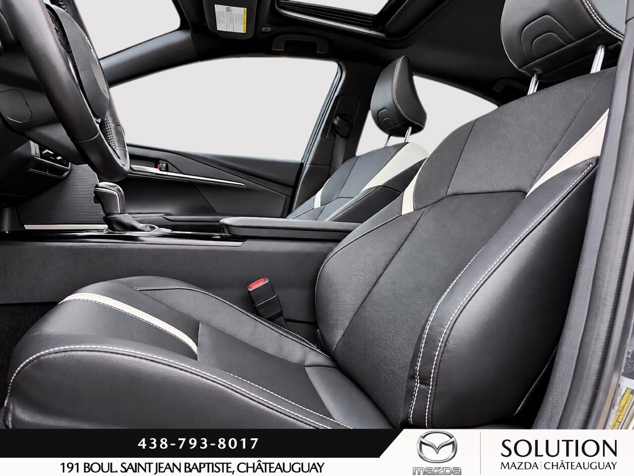 2025 Toyota Camry Grey Châteauguay - photo #4