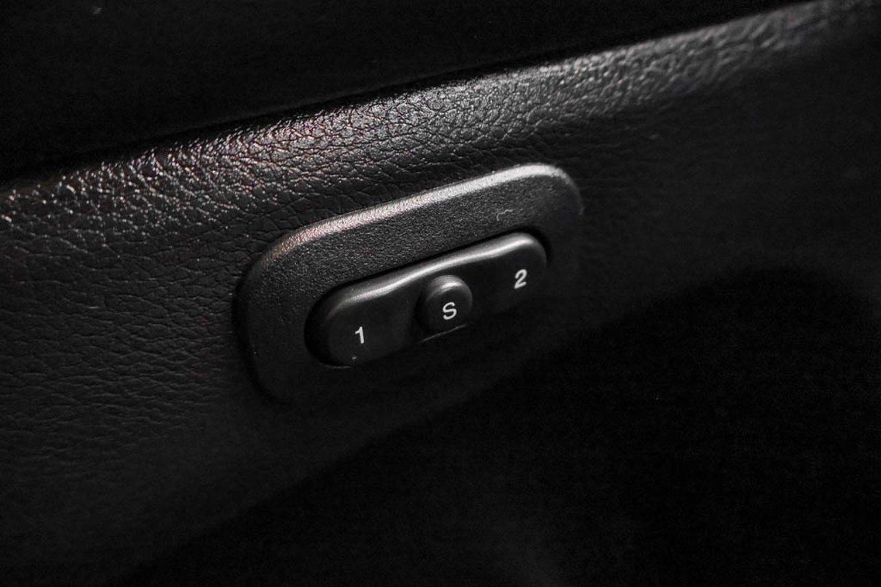 2021 Jeep Grand Cherokee Limited X 4x4 White Sherwood Park - photo #15