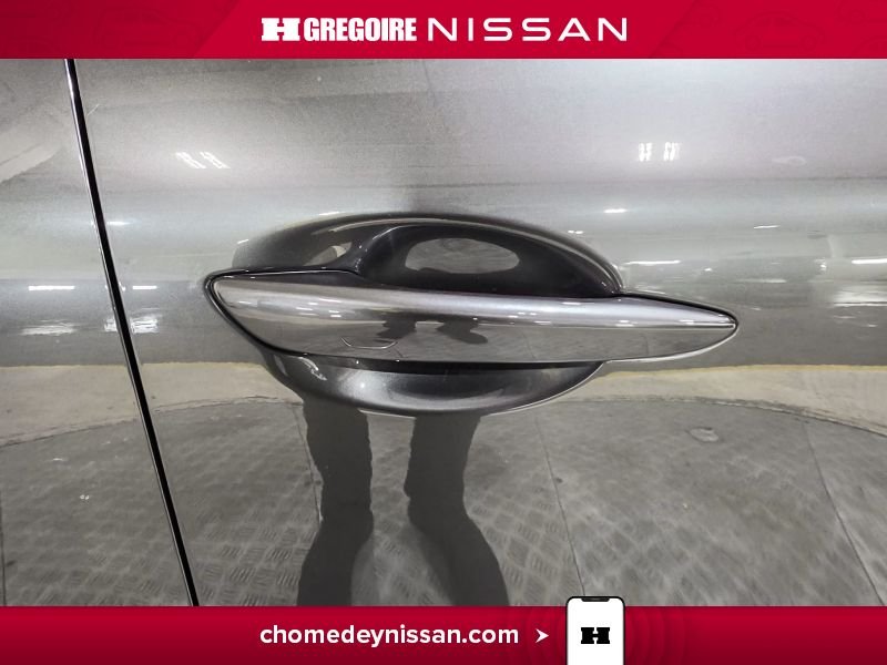 2022 Mazda CX-30 Grey Laval - photo #12