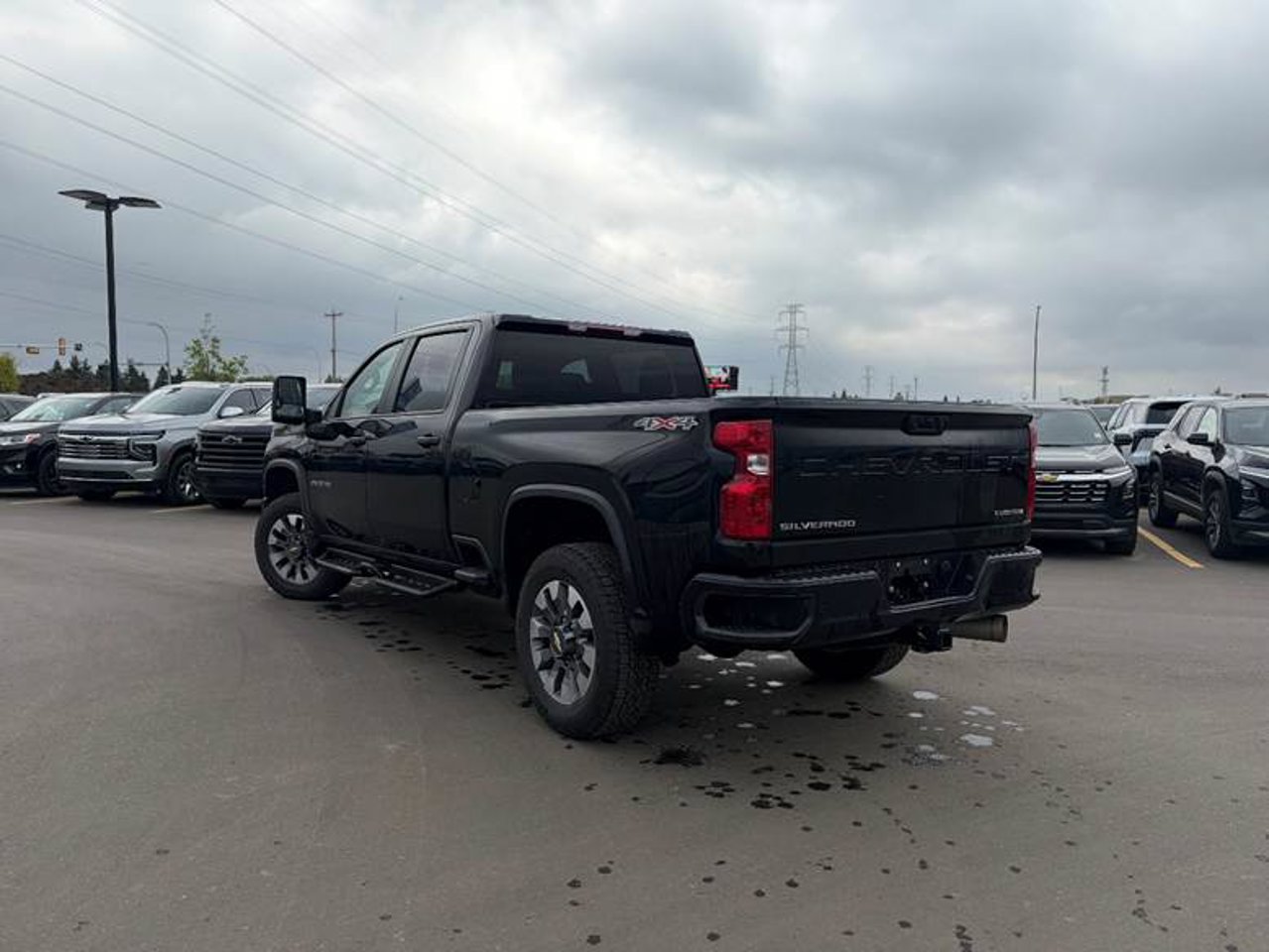 2025 Chevrolet Silverado 2500HD 4WD Crew Cab 159 Custom Black Sherwood Park - photo #3