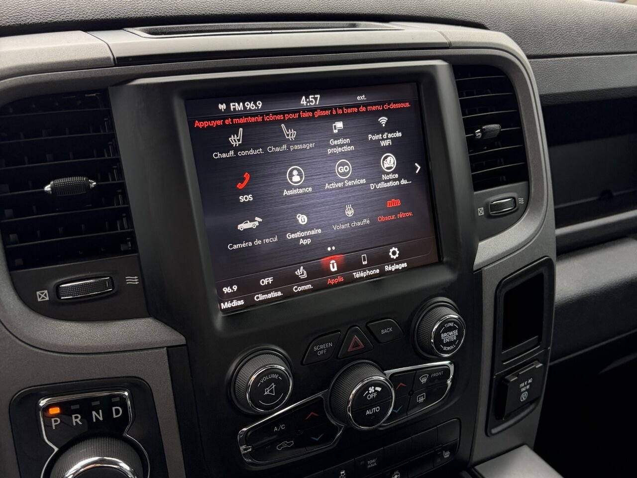 Ram 1500 Classic 2021 Rouge Notre-Dame-des-Prairies - photo #10
