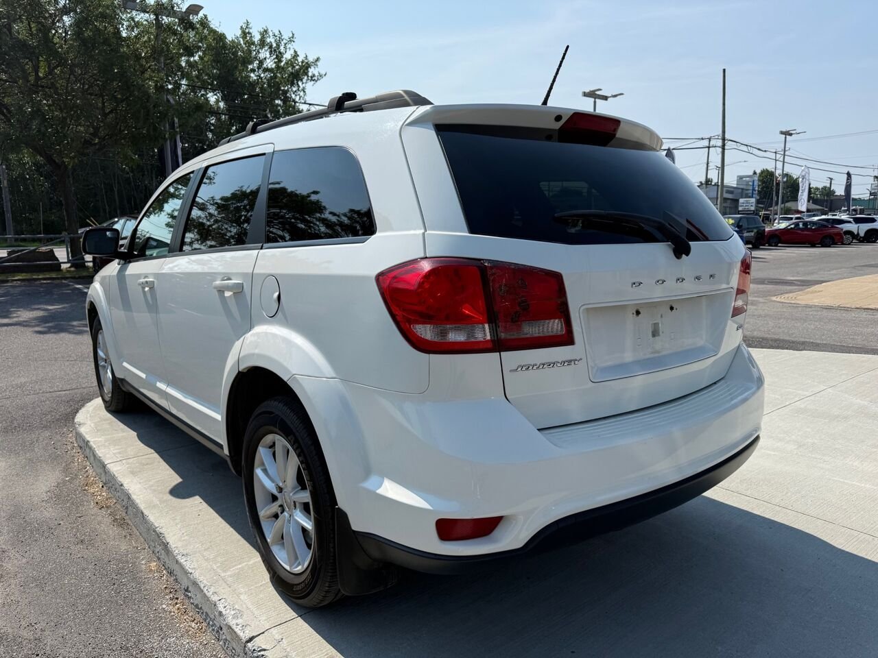 2016 Dodge Journey White Châteauguay - photo #6