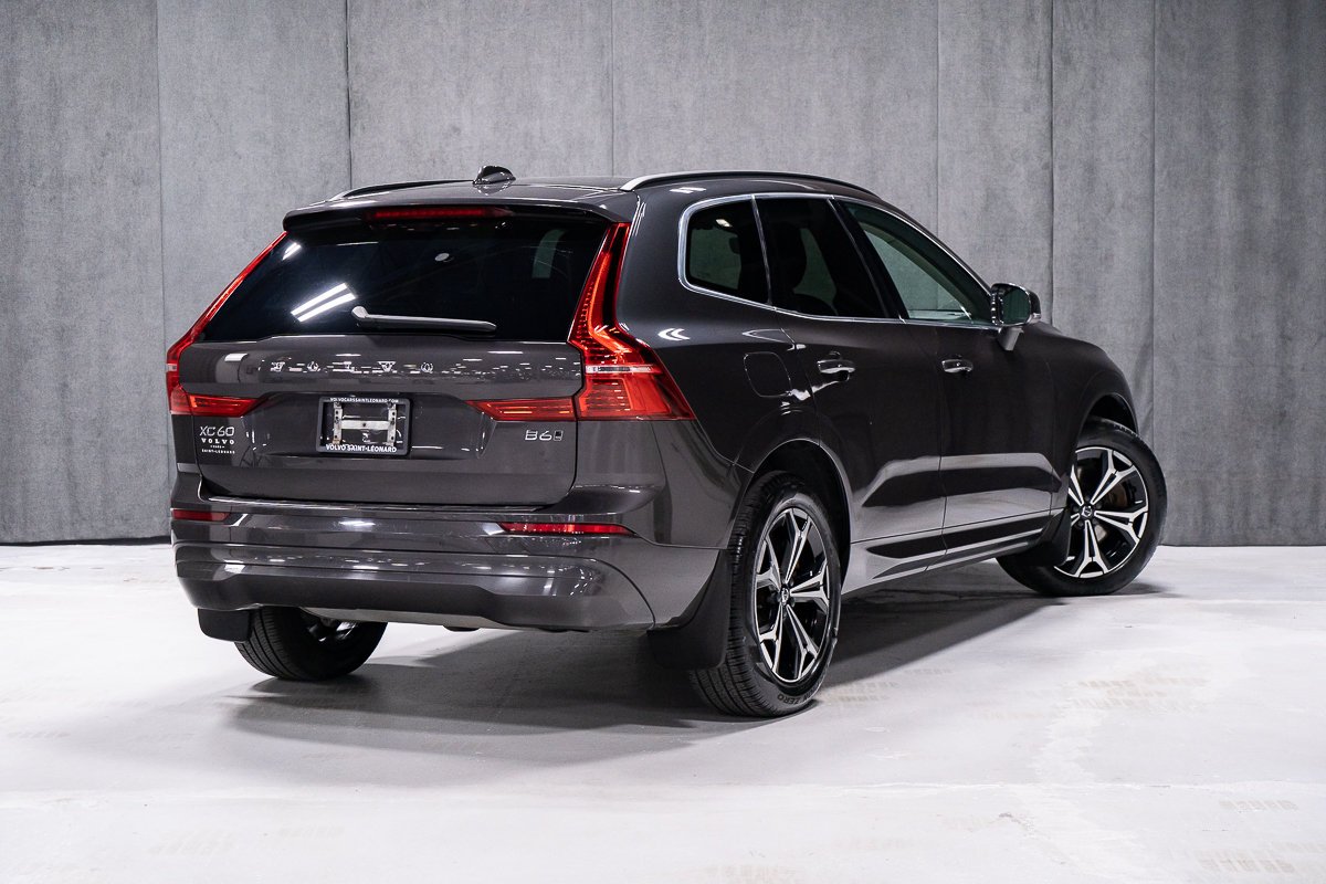 2022 Volvo XC60 B6 MOMENTUM PREMIUM CLIMAT HARMAN KARDON Grey Montreal - photo #5