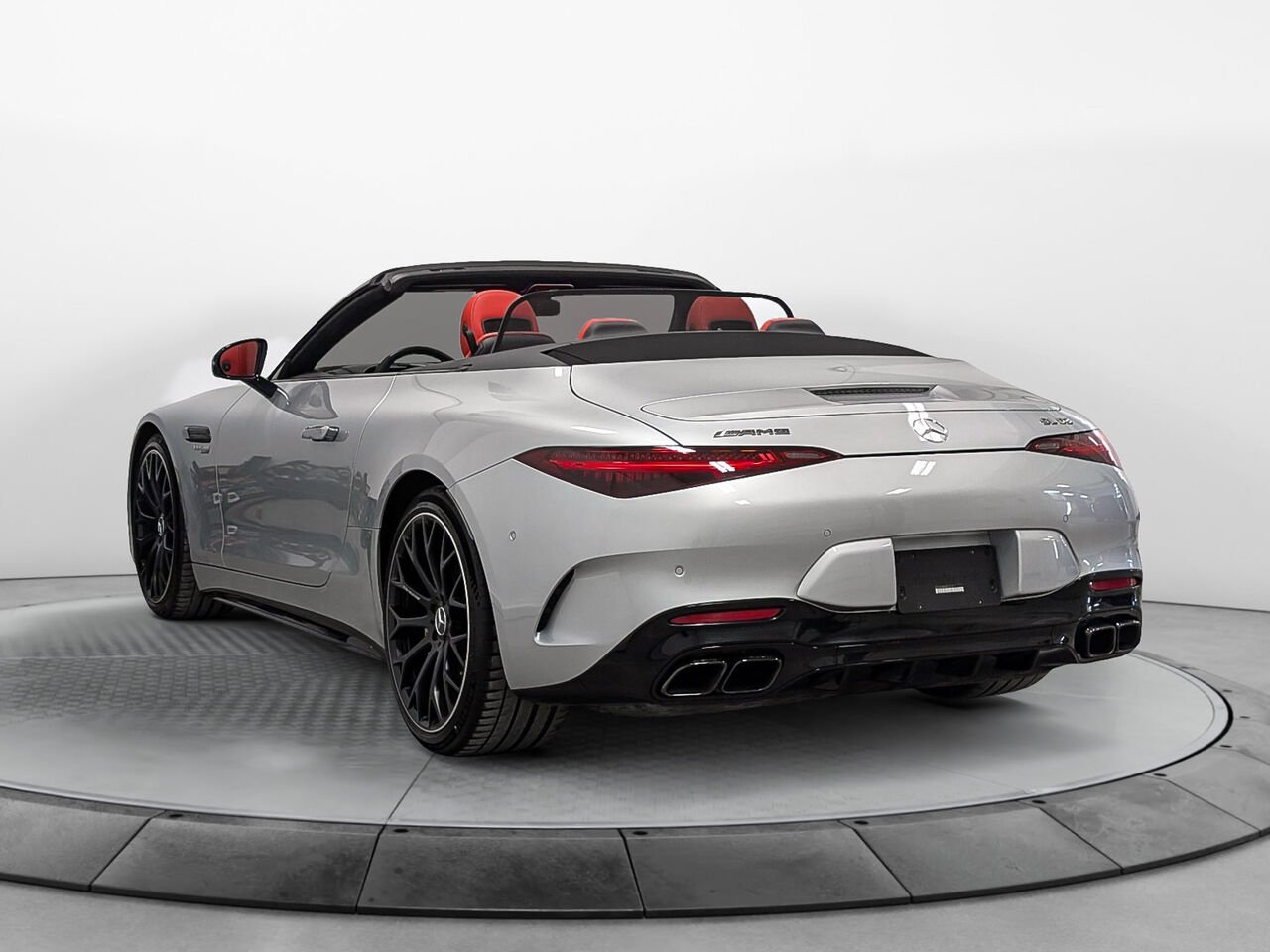 MERCEDES SL 63 AMG Option Burmester et Suspension Active 4Matic 2023 Gris Sherbrooke - photo #9