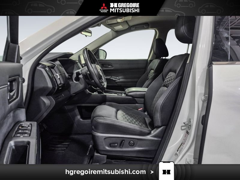 2024 Nissan Pathfinder White Blainville - photo #13
