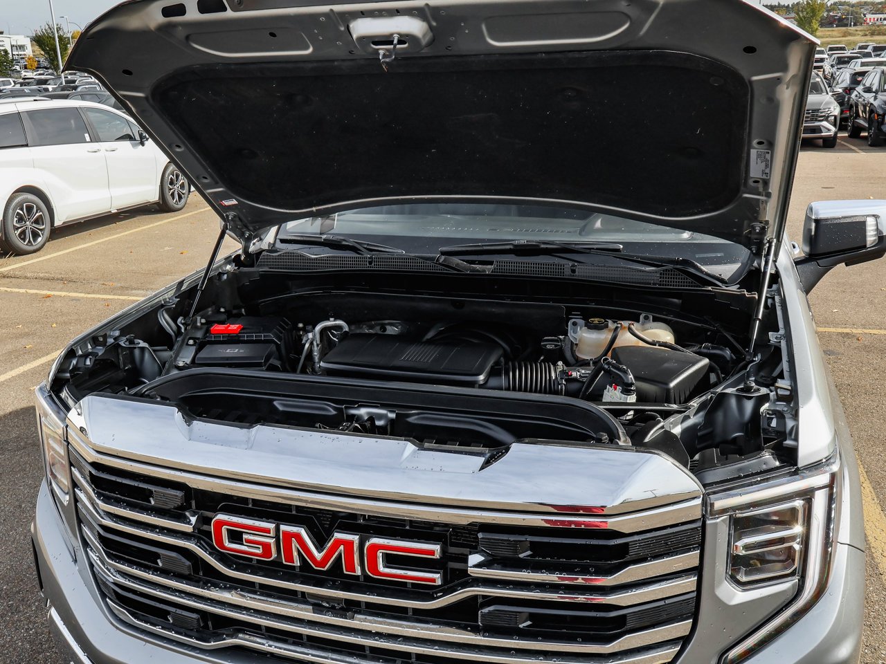 2024 GMC Sierra 1500 4WD Crew Cab 147 SLT Grey Sherwood Park - photo #9