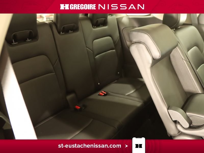 2024 Nissan Pathfinder Red Saint-Eustache - photo #44
