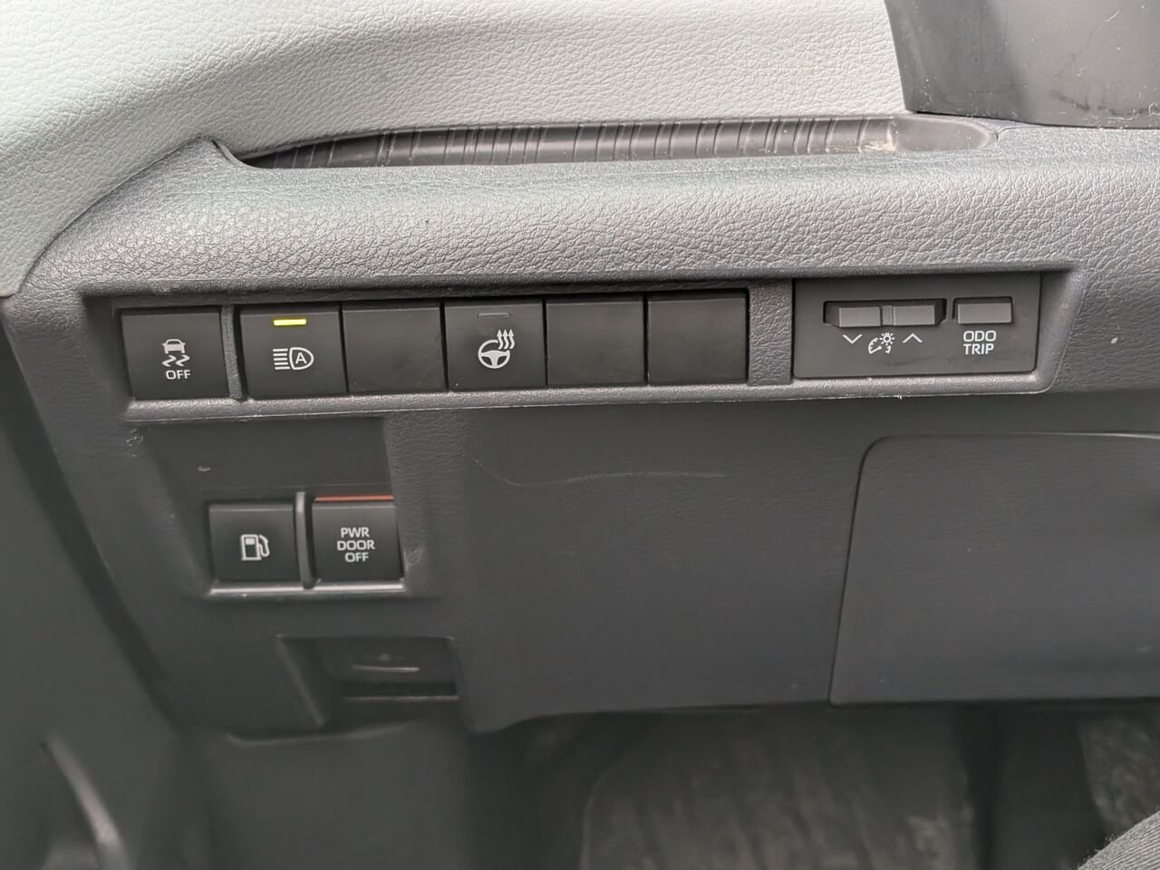 2021 Toyota Sienna 5TDGRKEC8MS070058 Silver Sherbrooke - photo #12