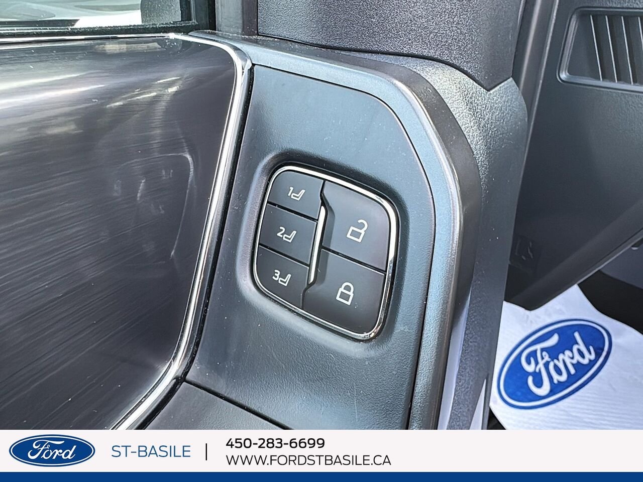 Ford F-150 2024 Gris Saint-Basile-le-Grand - photo #17